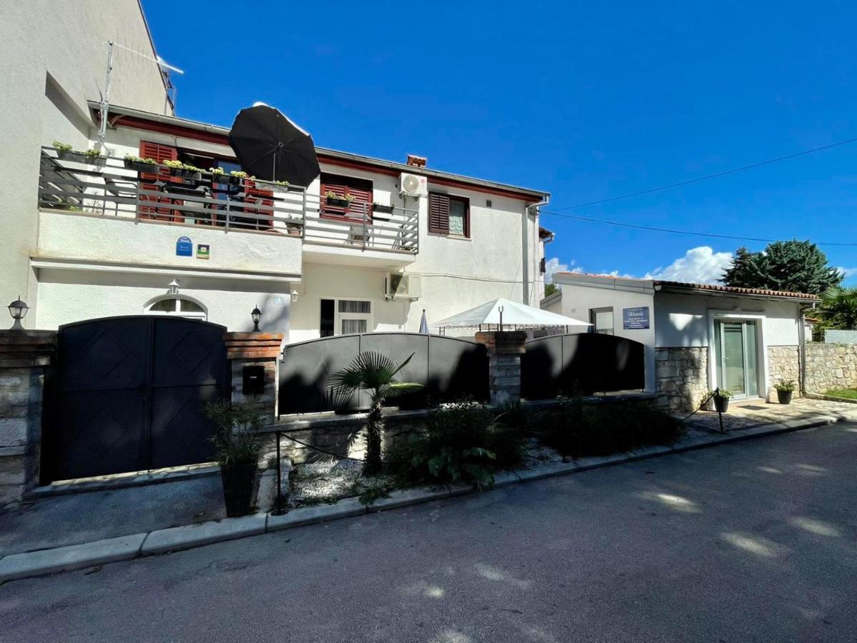 Apartments Villa Herak Poreč Exteriör bild