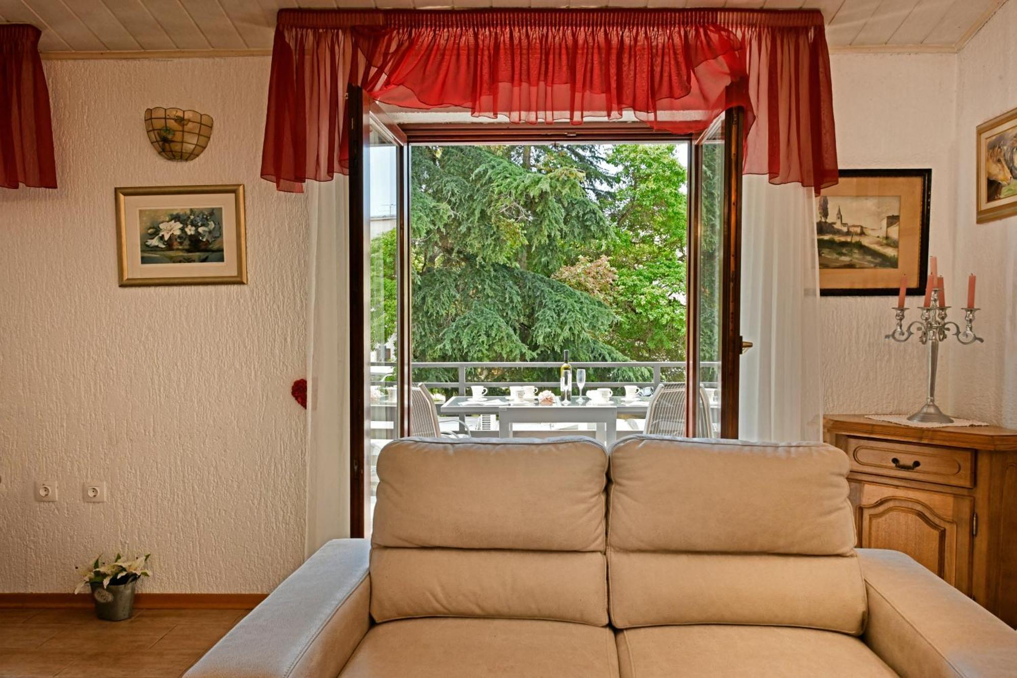Apartments Villa Herak Poreč Exteriör bild